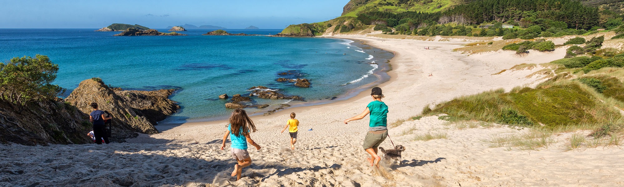 Discover-and-Explore-Content-page.-Family-Fun.-Ocean-Beach.jpg